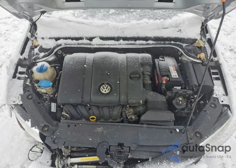 2013 Volkswagen Jetta Se z USA, uszkodzony, nr VIN 3VWDX7AJ2DM303438